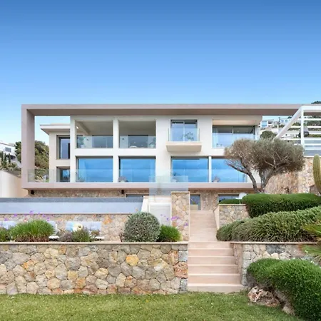 Villa Stylish Hideaway On Mallorca Coast *